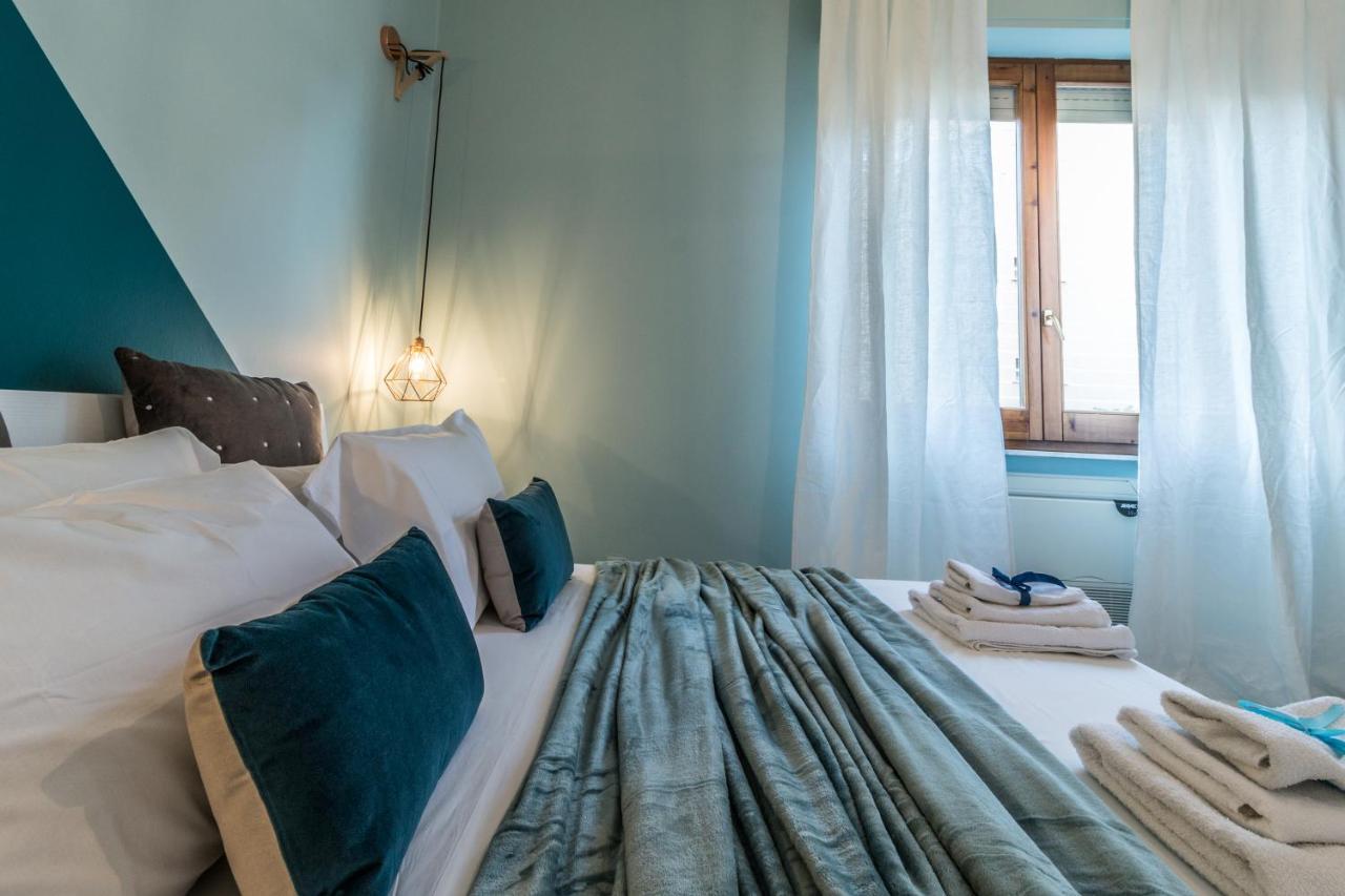 Boutique Apartments Collection-L'Attimo Fuggente Сассари Экстерьер фото