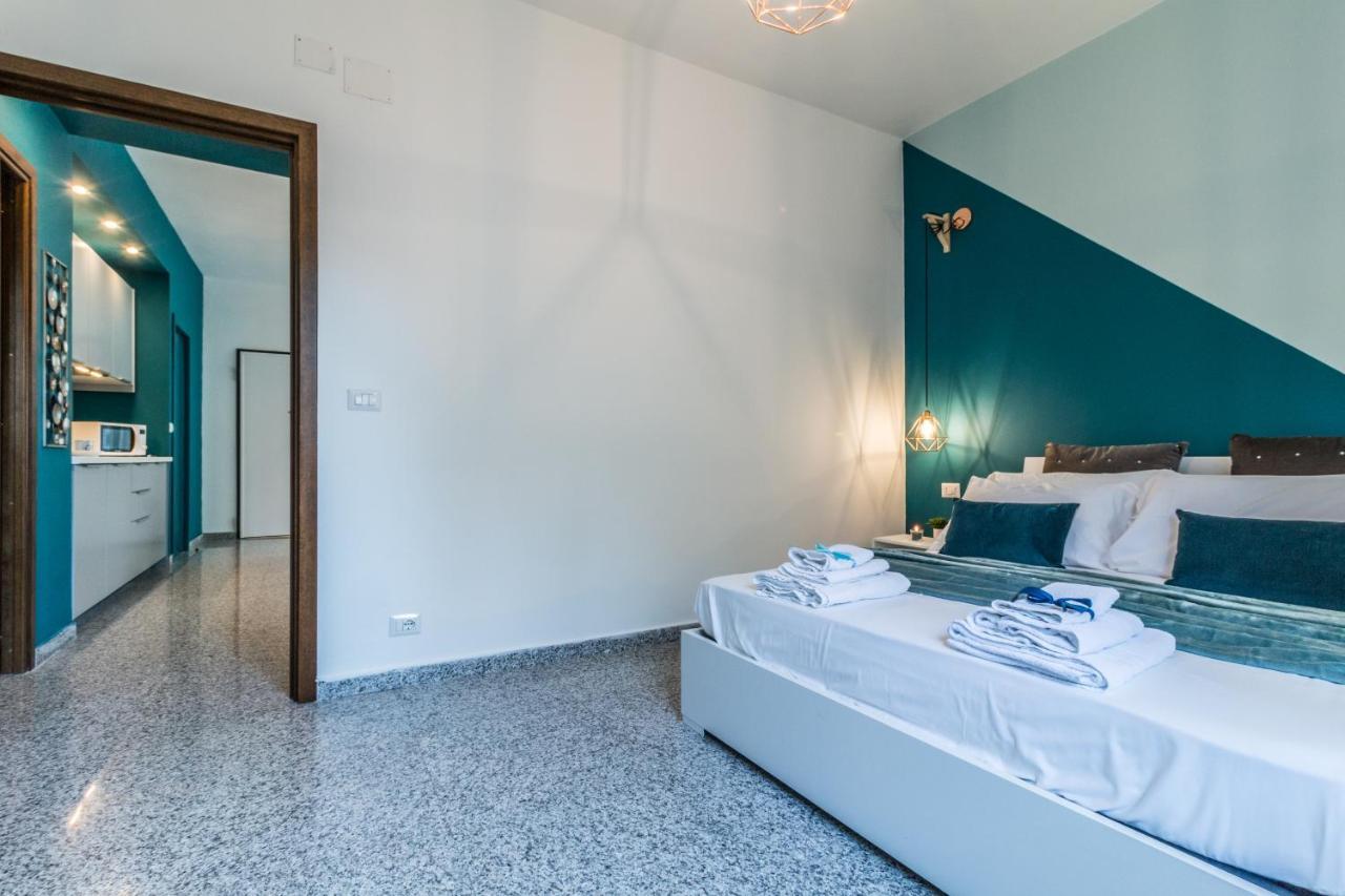 Boutique Apartments Collection-L'Attimo Fuggente Сассари Экстерьер фото