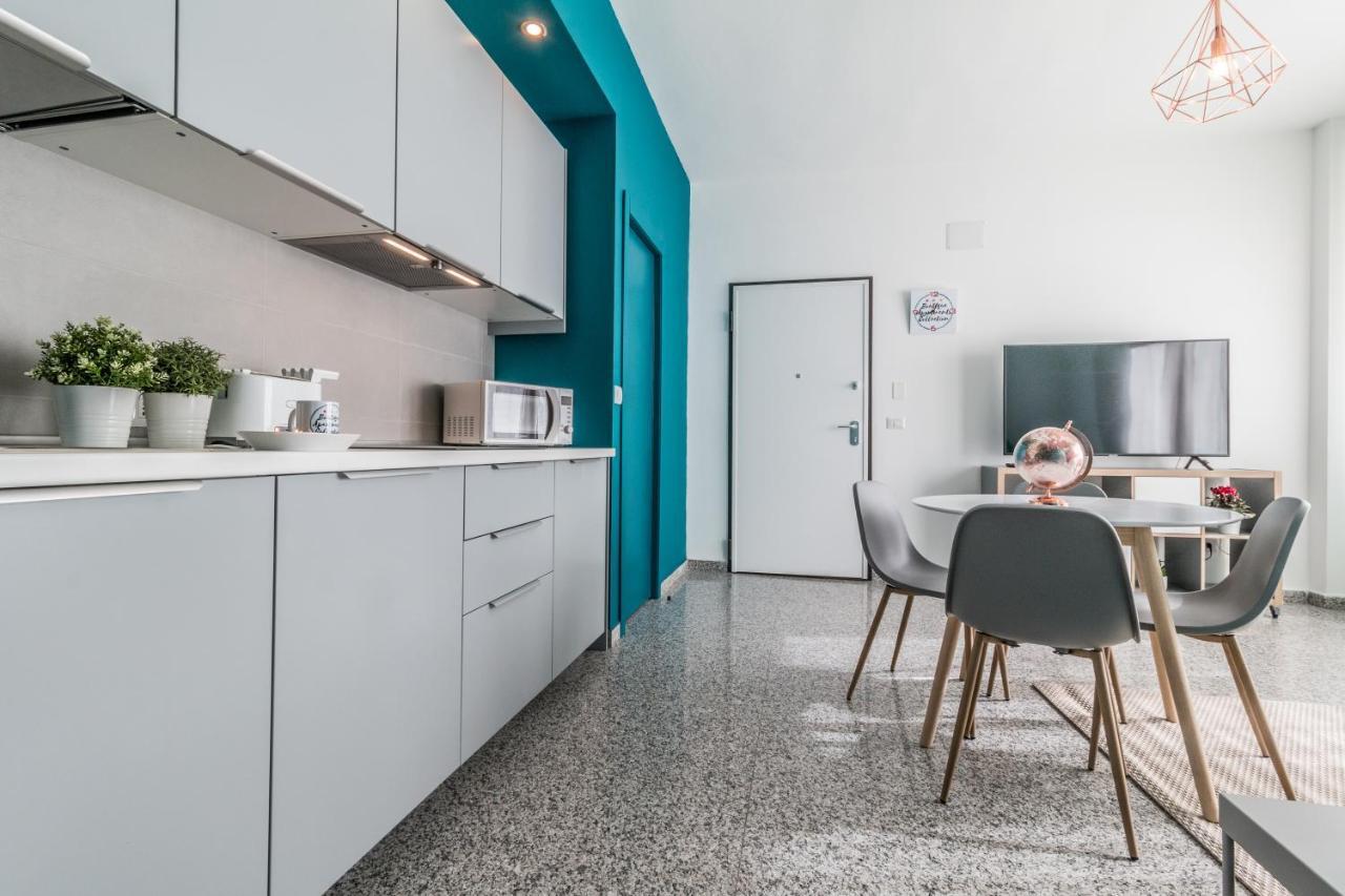 Boutique Apartments Collection-L'Attimo Fuggente Сассари Экстерьер фото