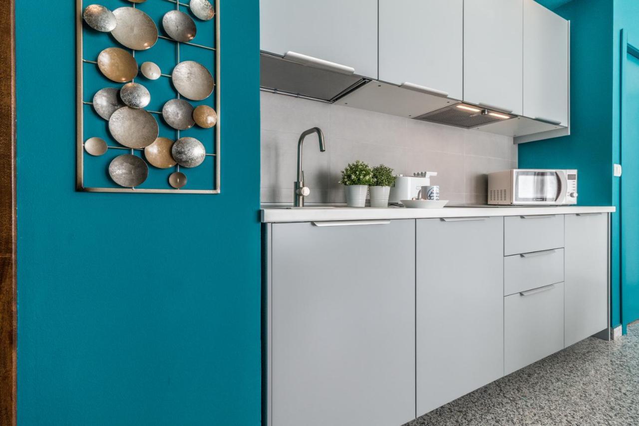 Boutique Apartments Collection-L'Attimo Fuggente Сассари Экстерьер фото