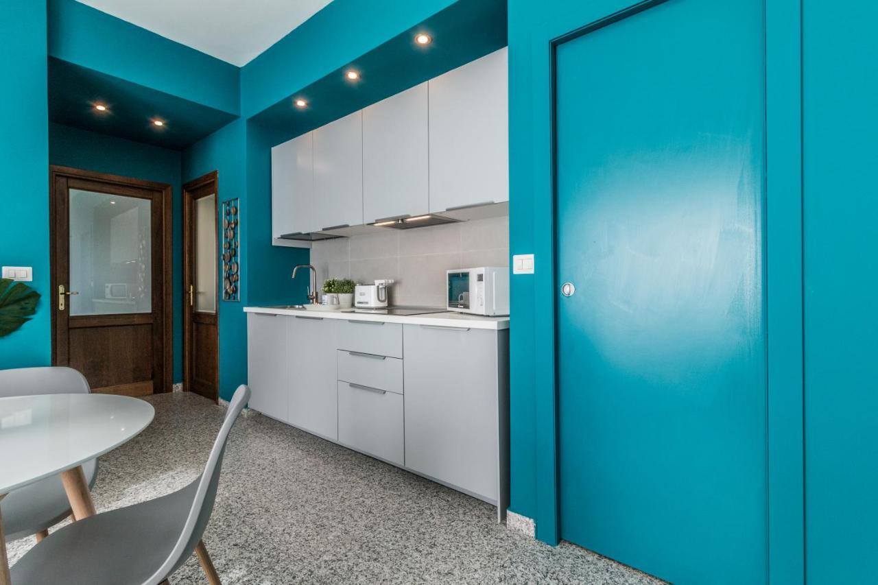 Boutique Apartments Collection-L'Attimo Fuggente Сассари Экстерьер фото