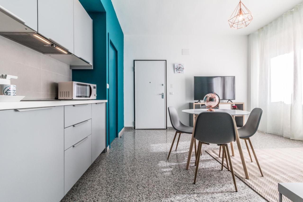 Boutique Apartments Collection-L'Attimo Fuggente Сассари Экстерьер фото